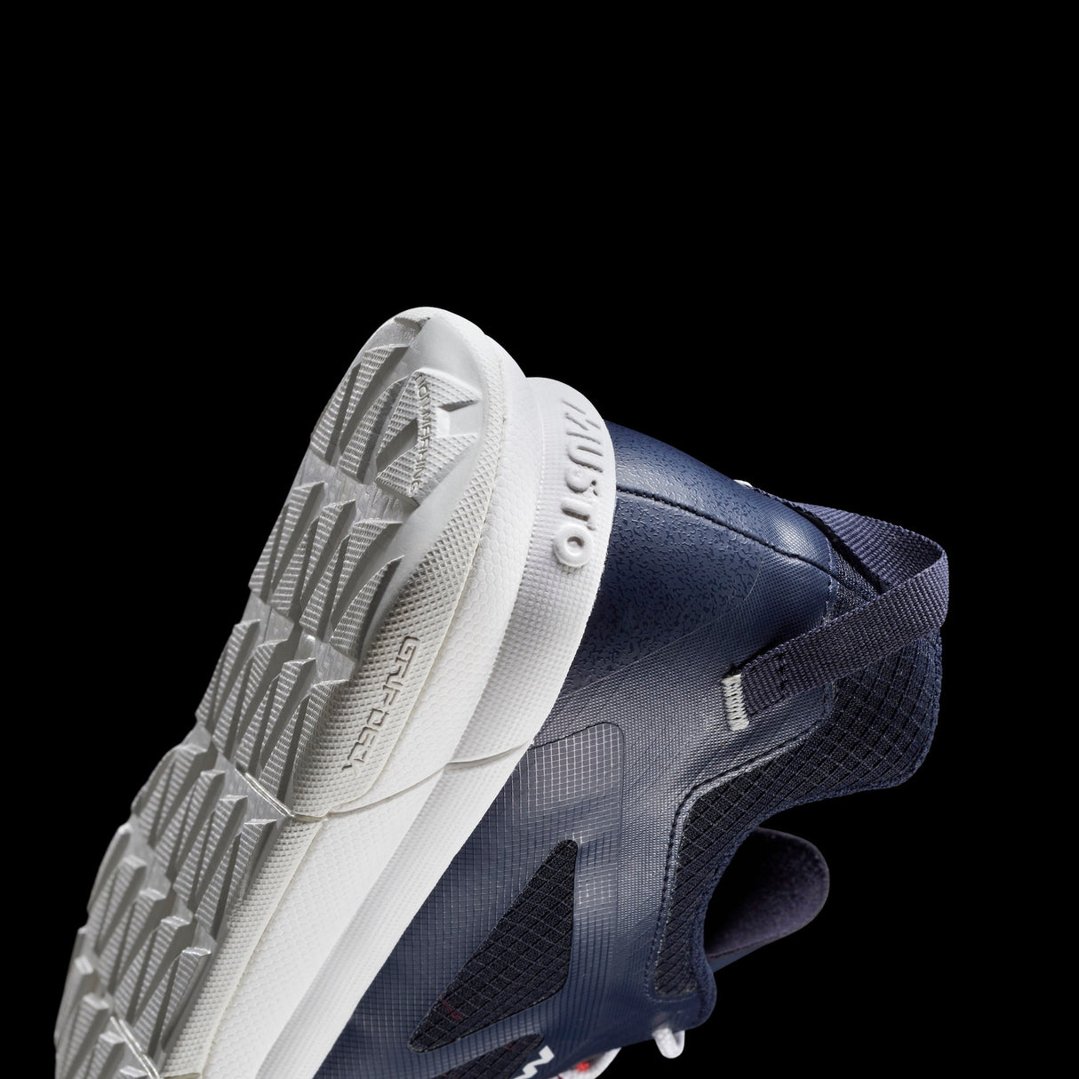 MUSTO MENS DYNAMIC RACE TRAINER