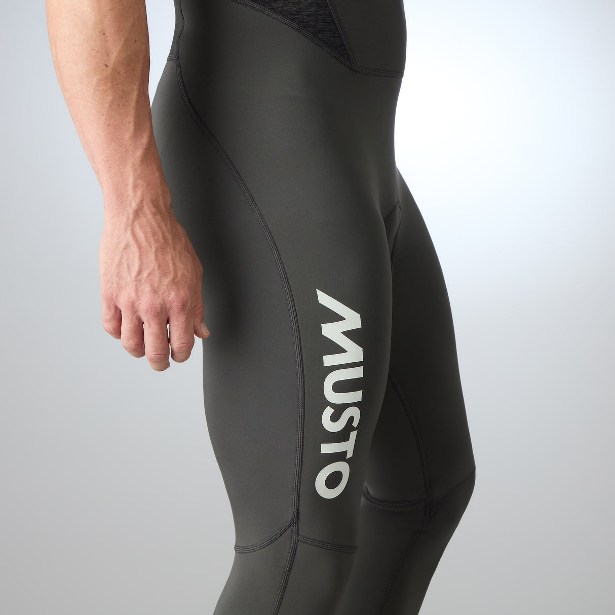 MUSTO FLEXLITE DYNAMIC 2MM LONG JOHN