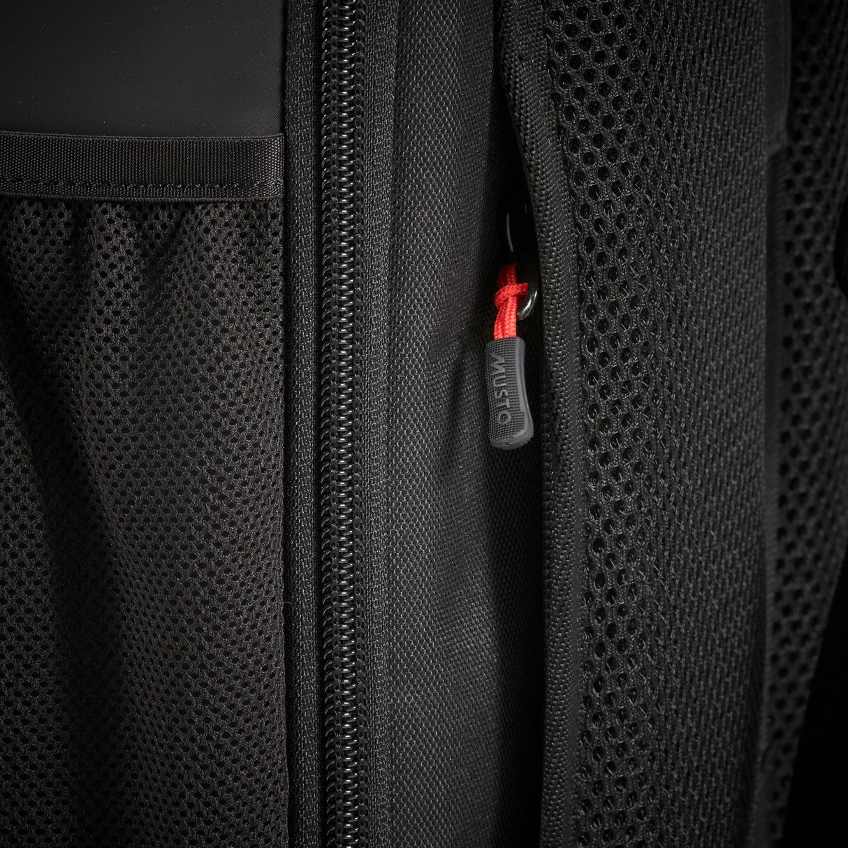MUSTO 20L BACKPACK