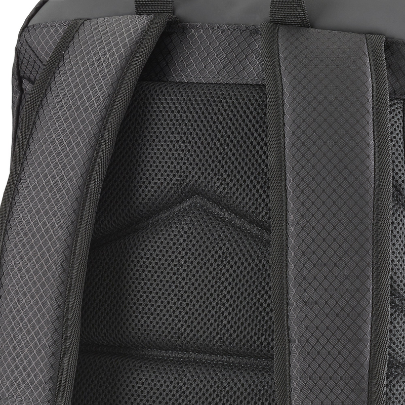 Musto 25l sales backpack